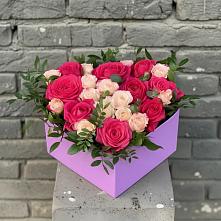 Цветочная композиция из Розы в коробке в Сергиевск