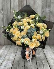 Букет цветов из:  Розы и Лизиантусы #REPLACE_PRED# Сергиевск