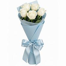 Букет 5 Белых роз Проуд в Сергиевск