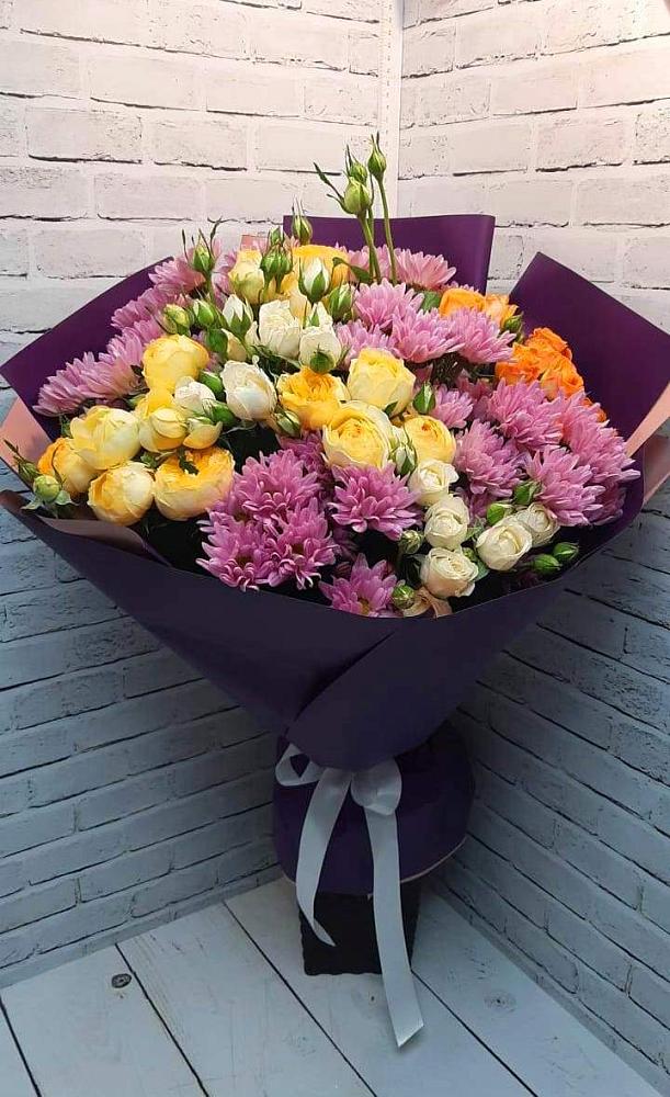 Букет цветов из: Хризантемы и Розы в Сергиевск