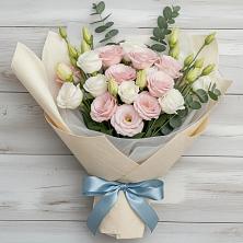 Букет цветов из:  Лизиантусы в Сергиевск