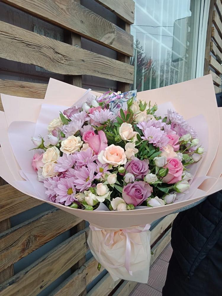 Букет цветов из: Розы и Хризантемы в Сергиевск