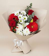 Букет цветов из:  Розы, Хризантемы, Герберы и Лилии в Сергиевск