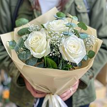 Букет цветов из:  Розы в Сергиевск