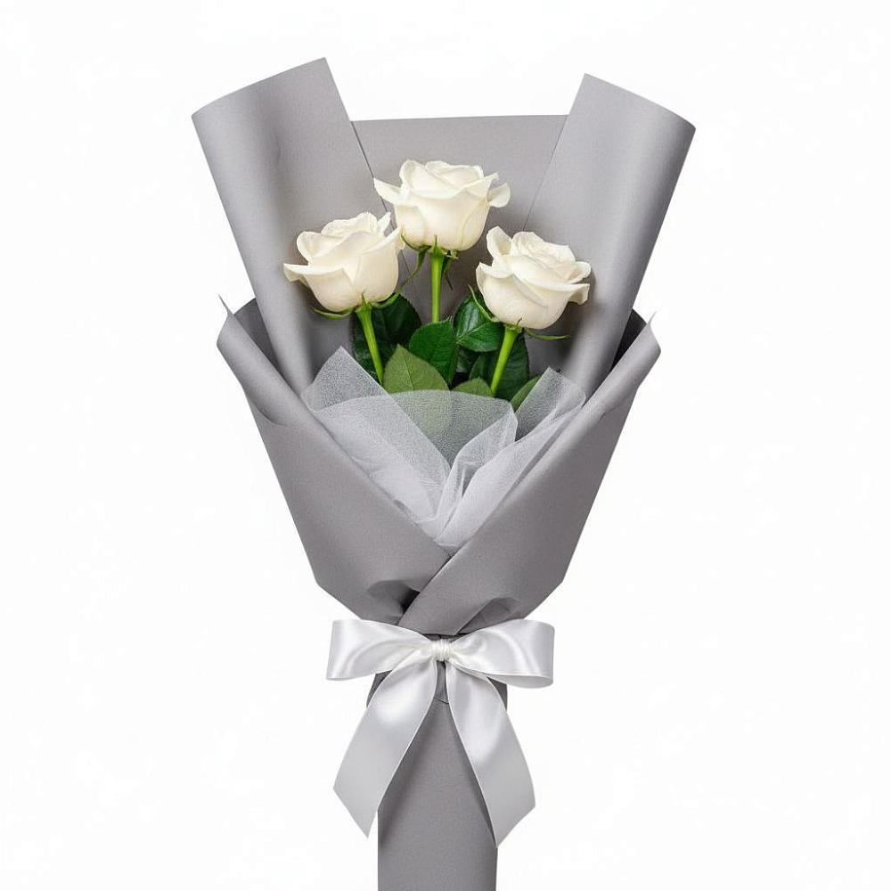 Букет 3 белые розы в Сергиевск
