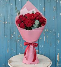 Букет цветов из:  Розы в Сергиевск