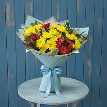 Букет цветов из:  Альстромерии и Хризантемы в Сергиевск