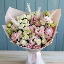 Букет цветов из:  Альстромерии и Розы в Сергиевск