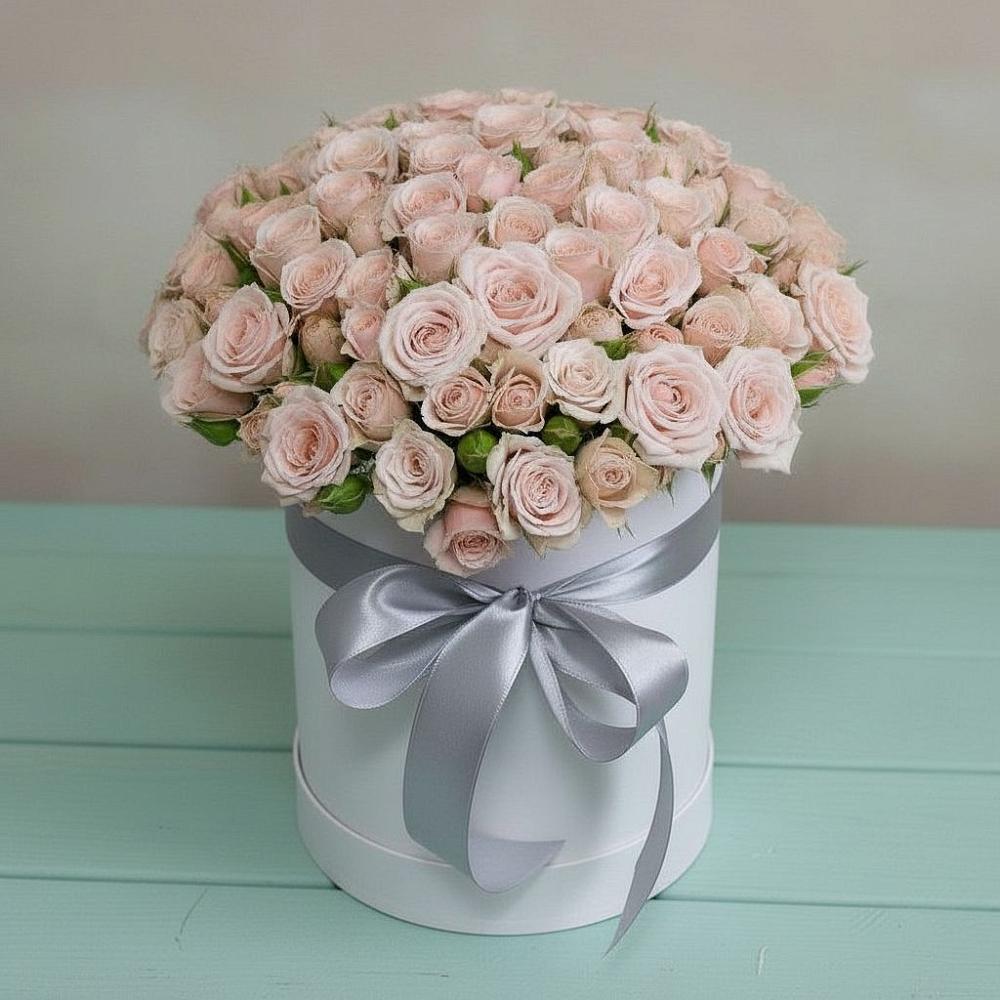 Цветочная композиция из Розы в шляпной коробке в Сергиевск